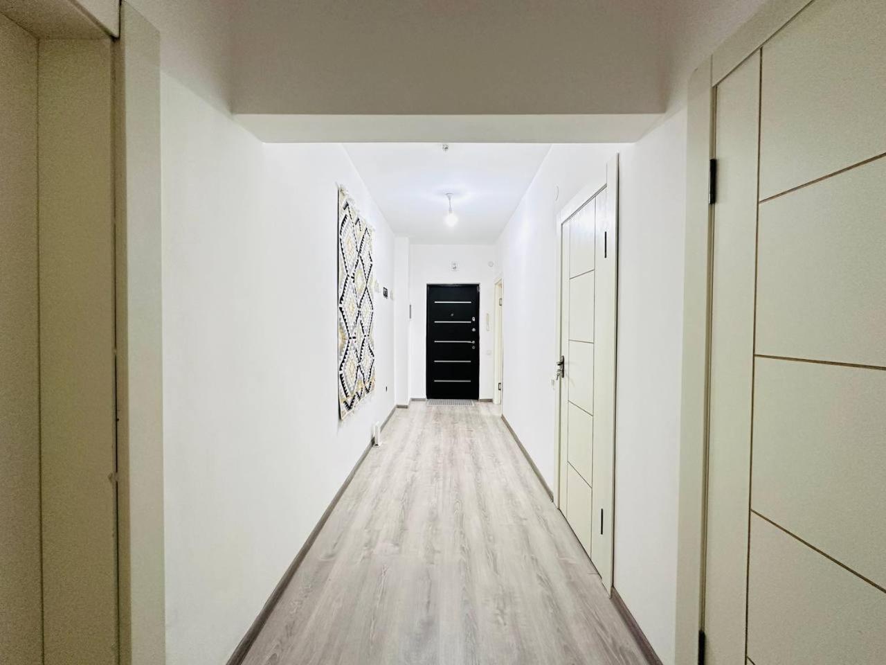 гавань счастья Apartment Almaty